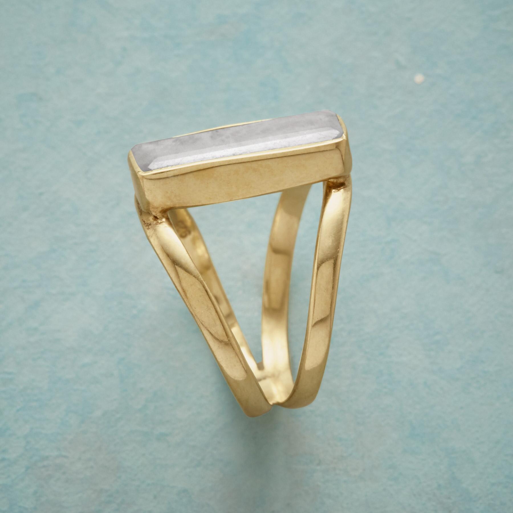 Captured Light Ring - Sundance Clothing