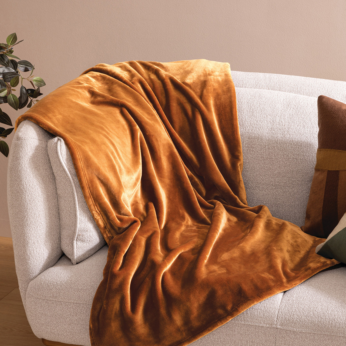 Flannel throw "Cuddly" Mustard yellow, 180x230 cm