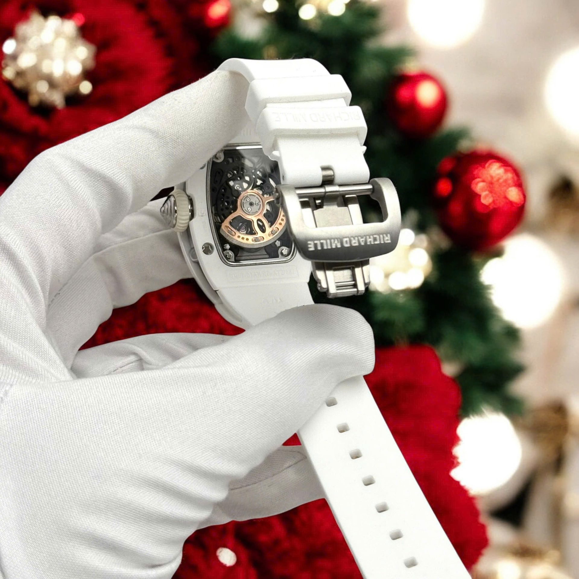 Richard Mille Imitation Luxury Watches RM07 White Ceramic Automatic Movement Diamonds 36mm - Top club