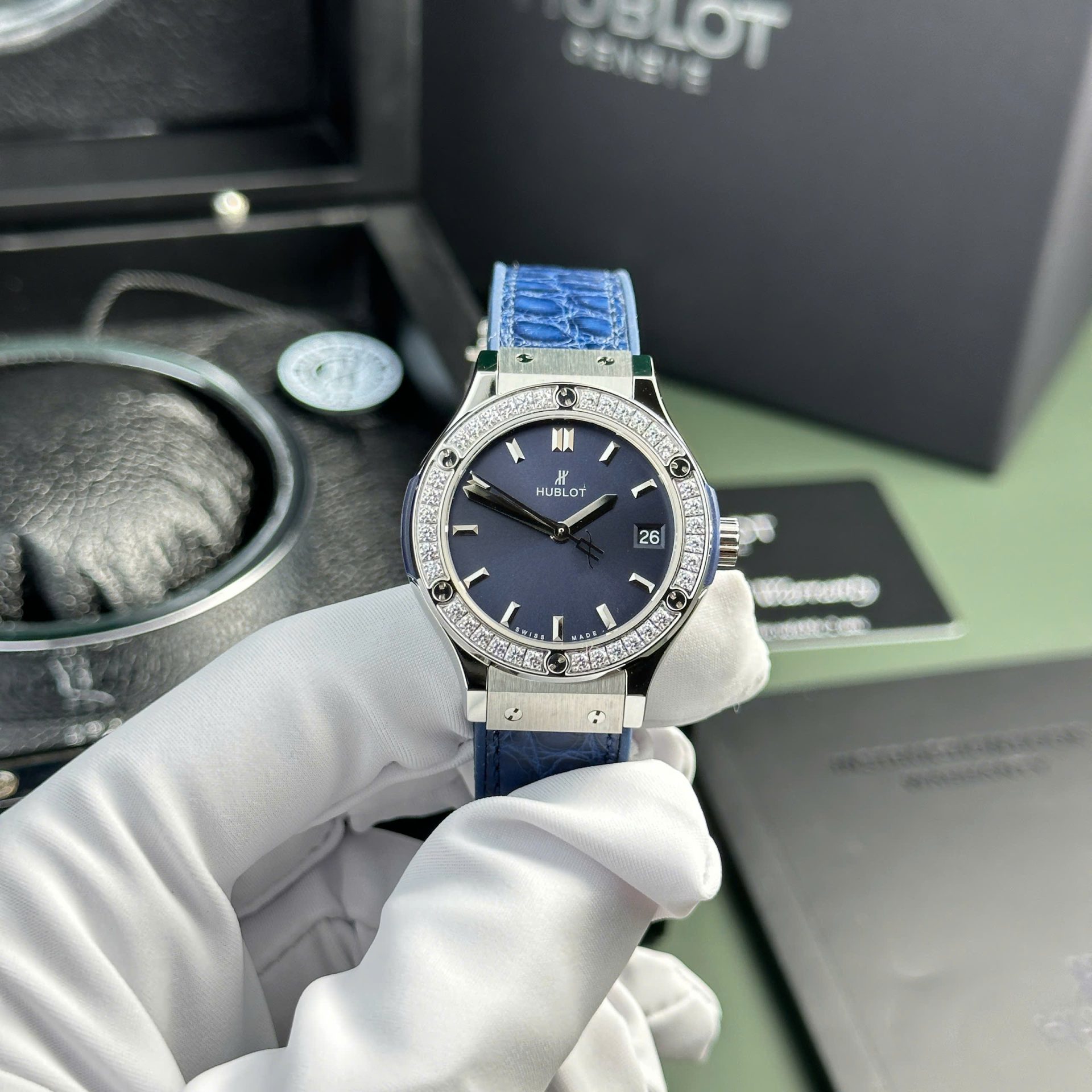 Hublot Classic Fusion Replica Watches Womens Blue HB Factory 33mm - Elite Watch Atelier