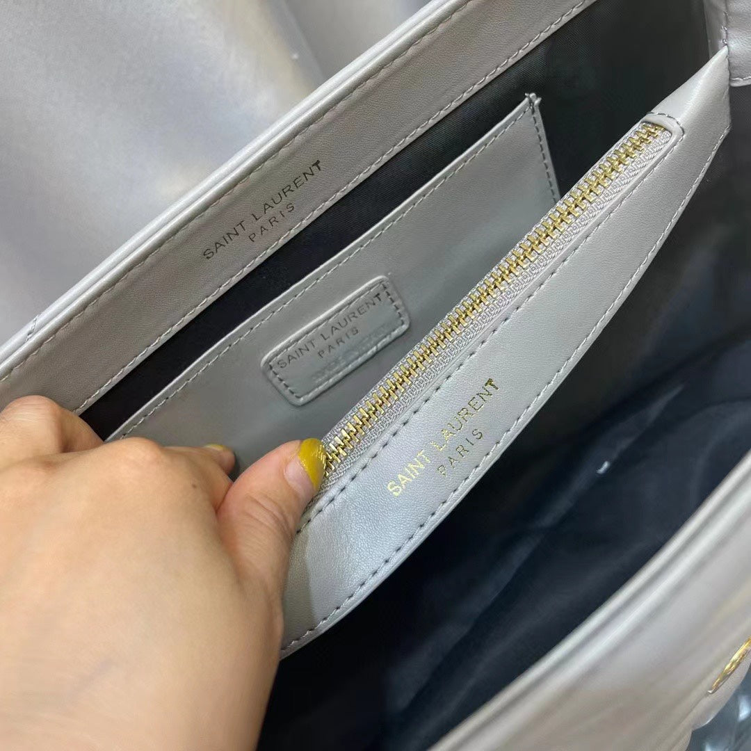 TO – Luxury Bags SLY 2701:1High-quality replica
