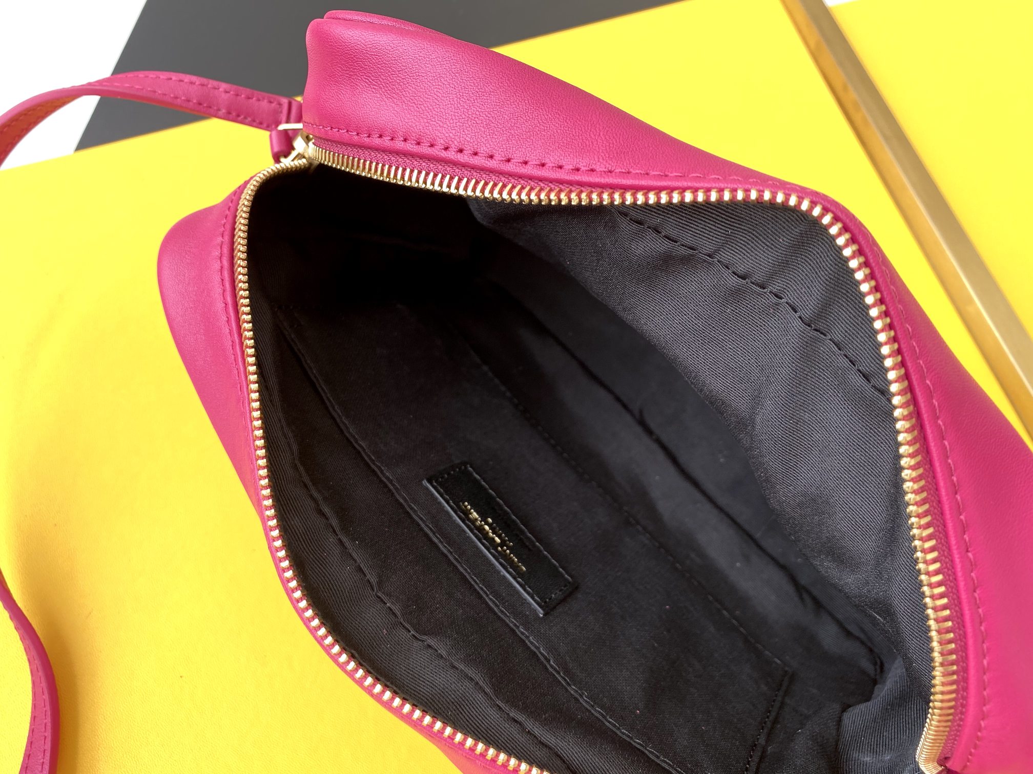 MONOGRAM SAINT LAURENT1:1High-quality replica