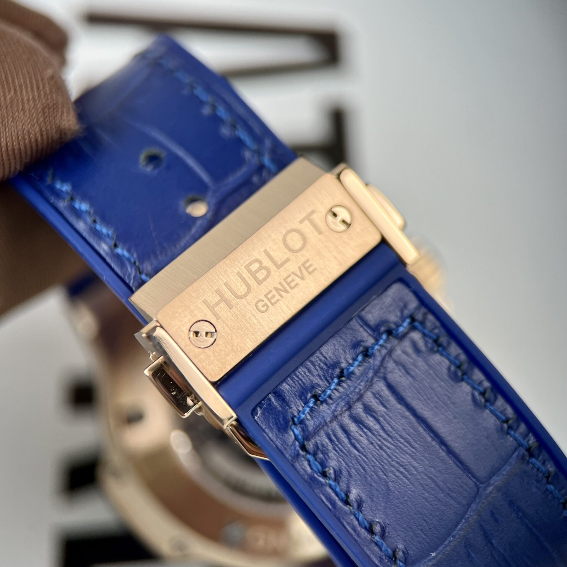 Hublot Replica 1:1 Watch Big Bang Chronograph Blue With Moissanite Bezel 44mm - Top club
