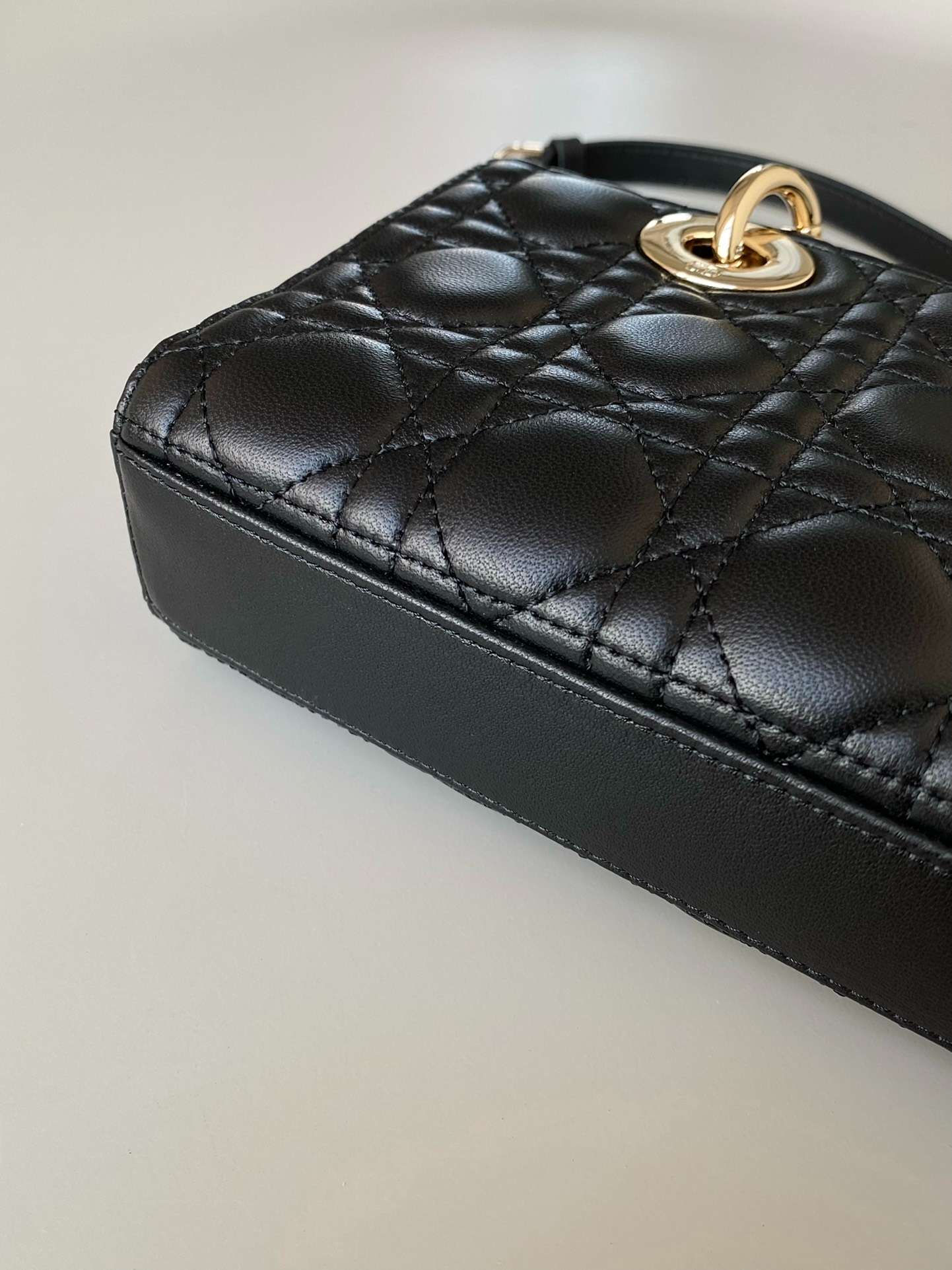 Christian Dior Small Lady D-Joy Bag Black For Women 9in/22cm1:1High-quality replica