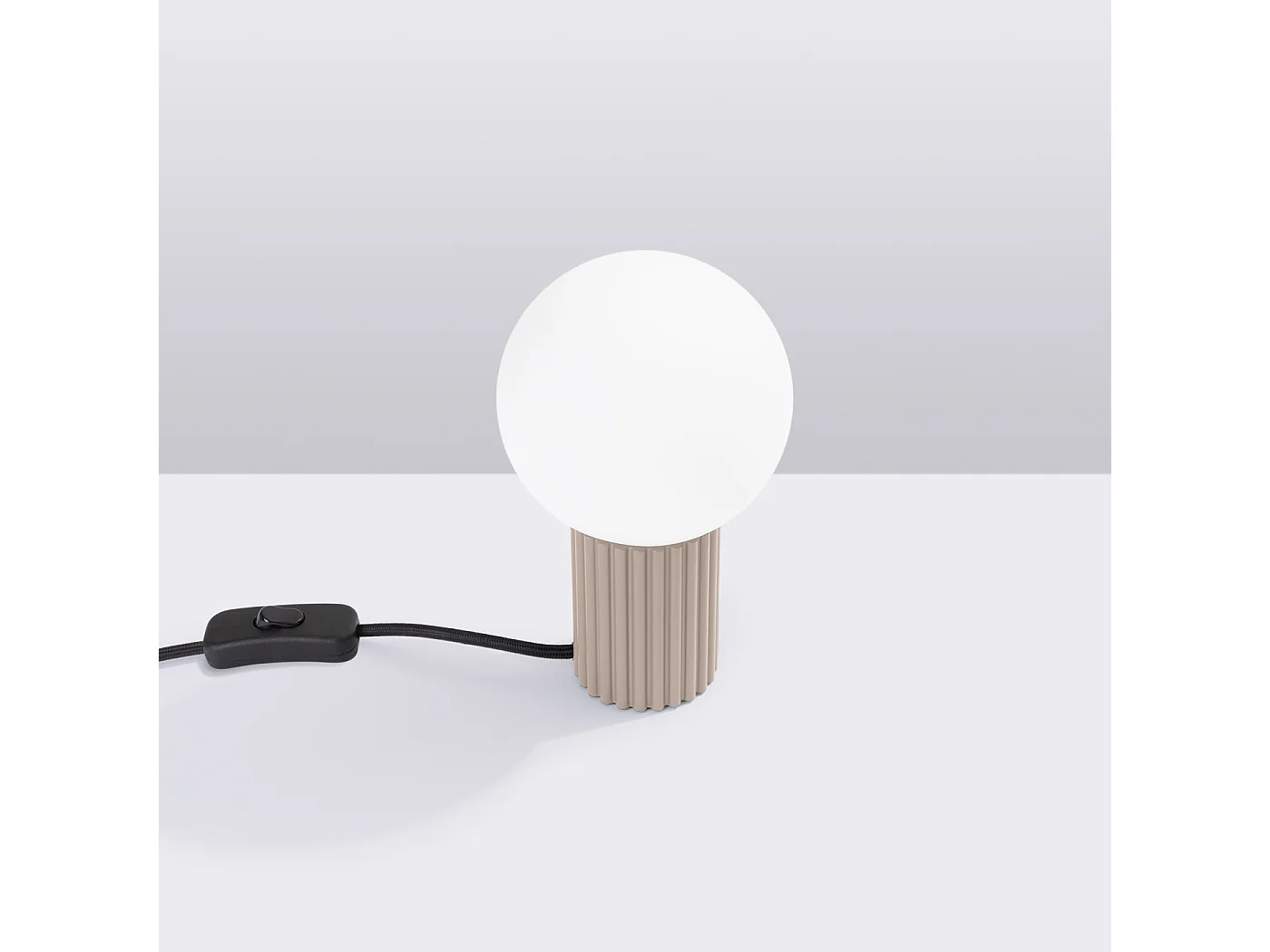 Lampe De Bureau Halo Moderne En Aluminium/Verre - 1 Sources Lumineuses - L.12 X H.19 Cm - Taupe