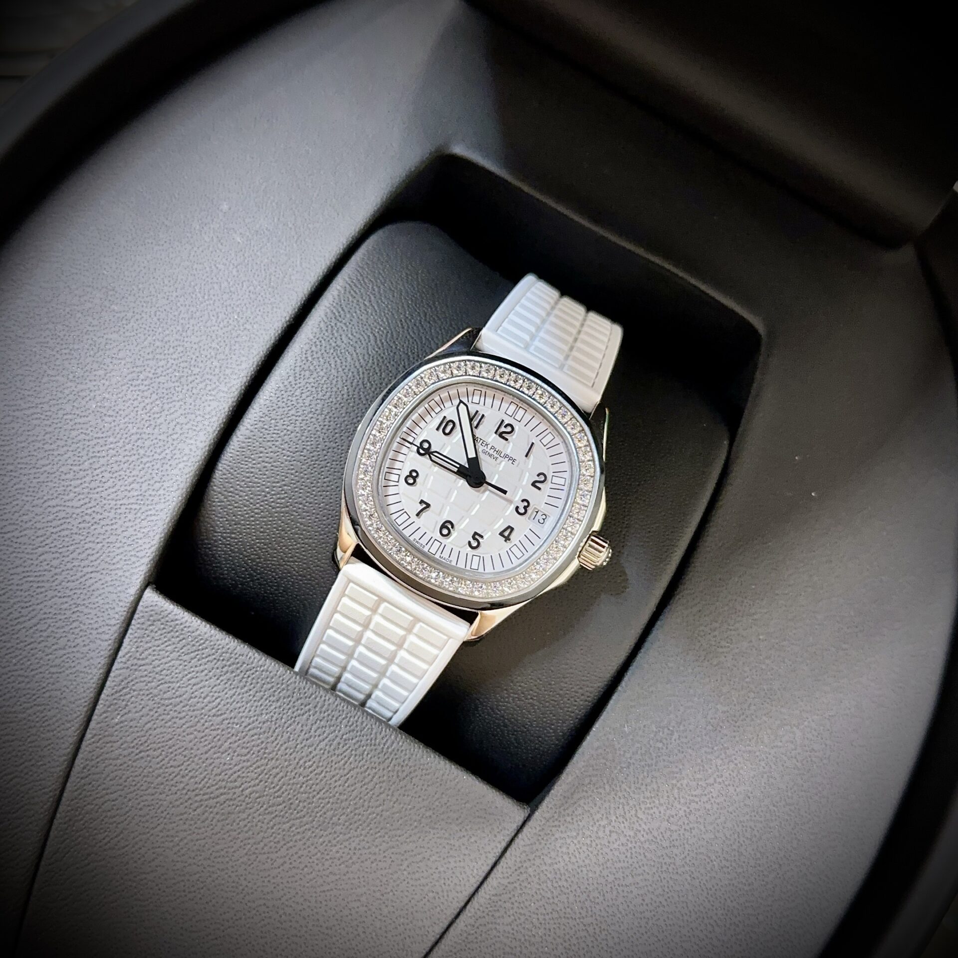 Patek Philippe Aquanaut 5067G Replica 1:1 Watch PP Factory 35.6mm - Elite Watch Atelier