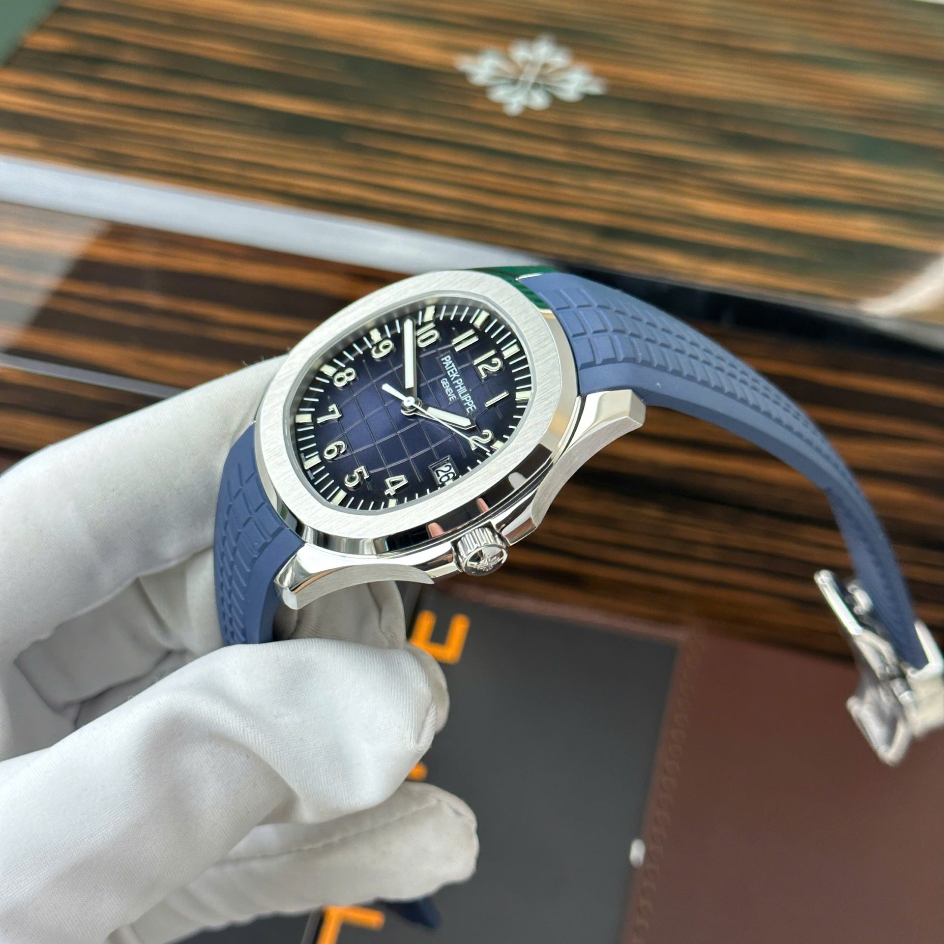 Patek Philippe Aquanaut 5168G Blue Dial Best Replica Watch Custom Like Auth 42.2mm - Top club