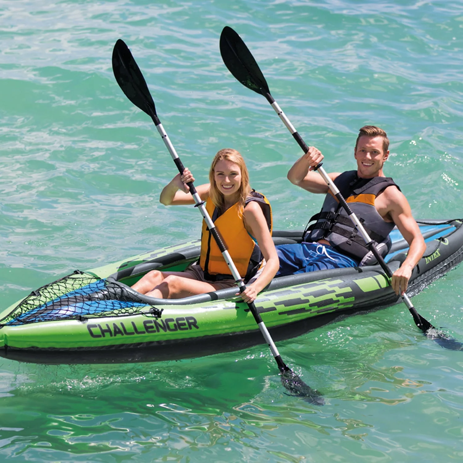 Intex Challenger K2 Inflatable Kayak with Oars and Hand Pump - Image 2