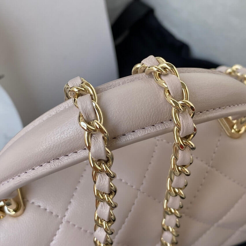 Replica Chanel Mini Flap Bag With Top Handle As2431 In Iridescent Lambskin1:1High-quality replica