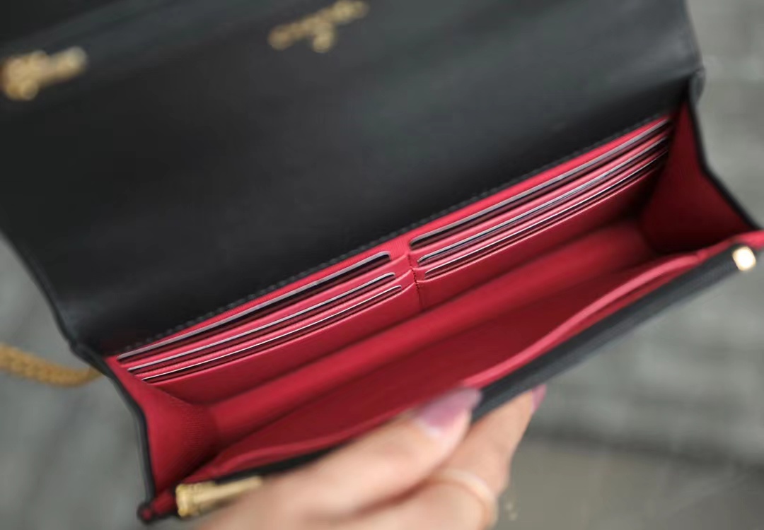Chanel WOC