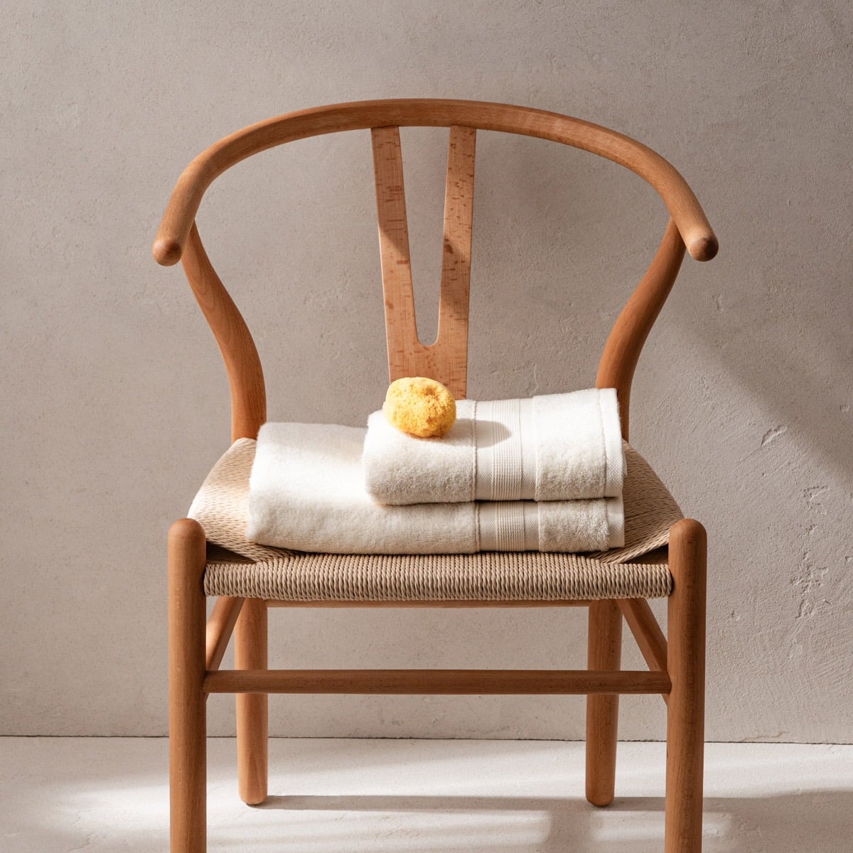 Ręcznik BAMBOO beżowy z domieszką bambusa 50x90 cm