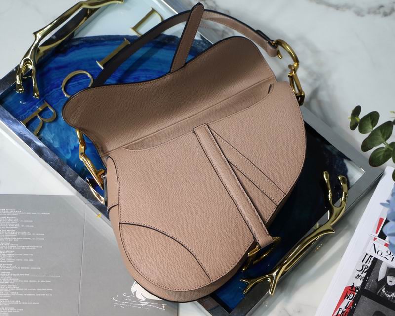 Saddle Bag With Strap Hazelnut Grained Calfskin – DB0711:1High-quality replica
