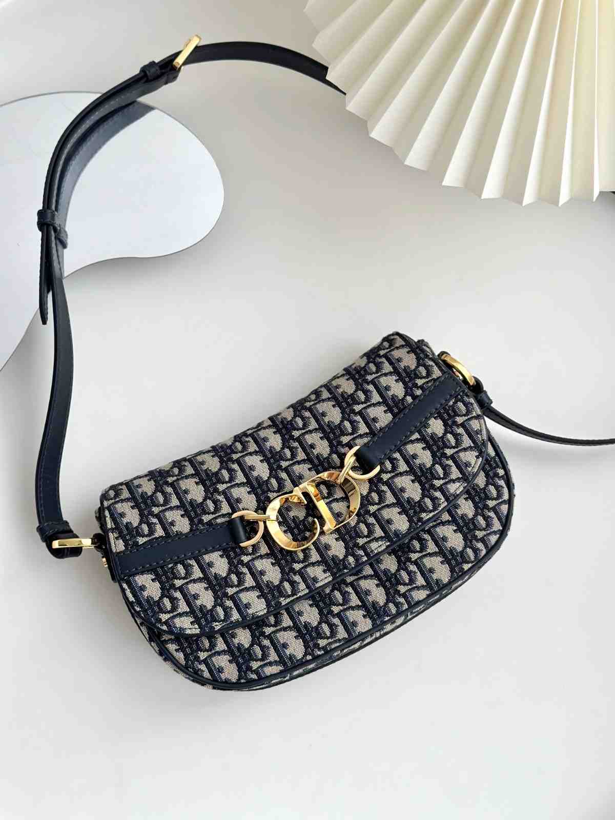 Dior Besace Bag in Oblique Jacquard
