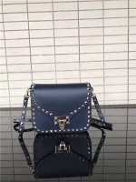 Valentino1:1High-quality replica