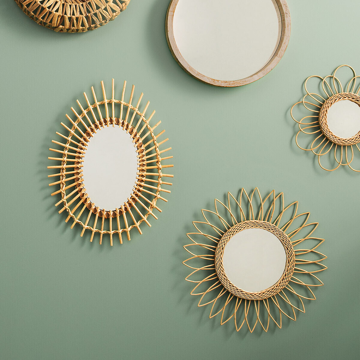 Oval mirror "Irma" Rattan, 43x58 cm