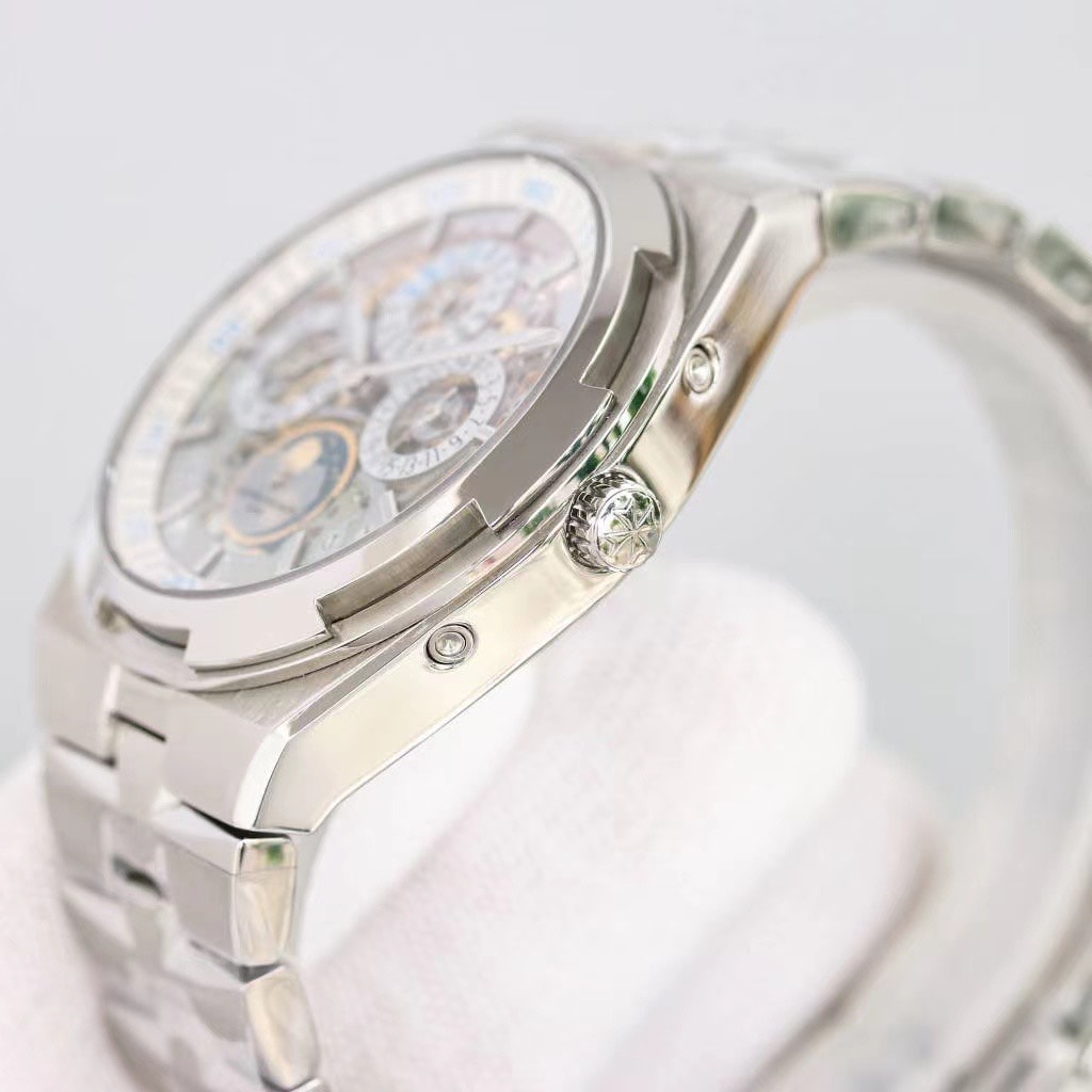 Fake Vacheron Constantin Replica Watch Overseas perpetual calendar ultra-thin skeleton Boutique Exclusive 41.5 MM WHITE GOLD 4300V/220G-B946(1:1 replica) - Top club