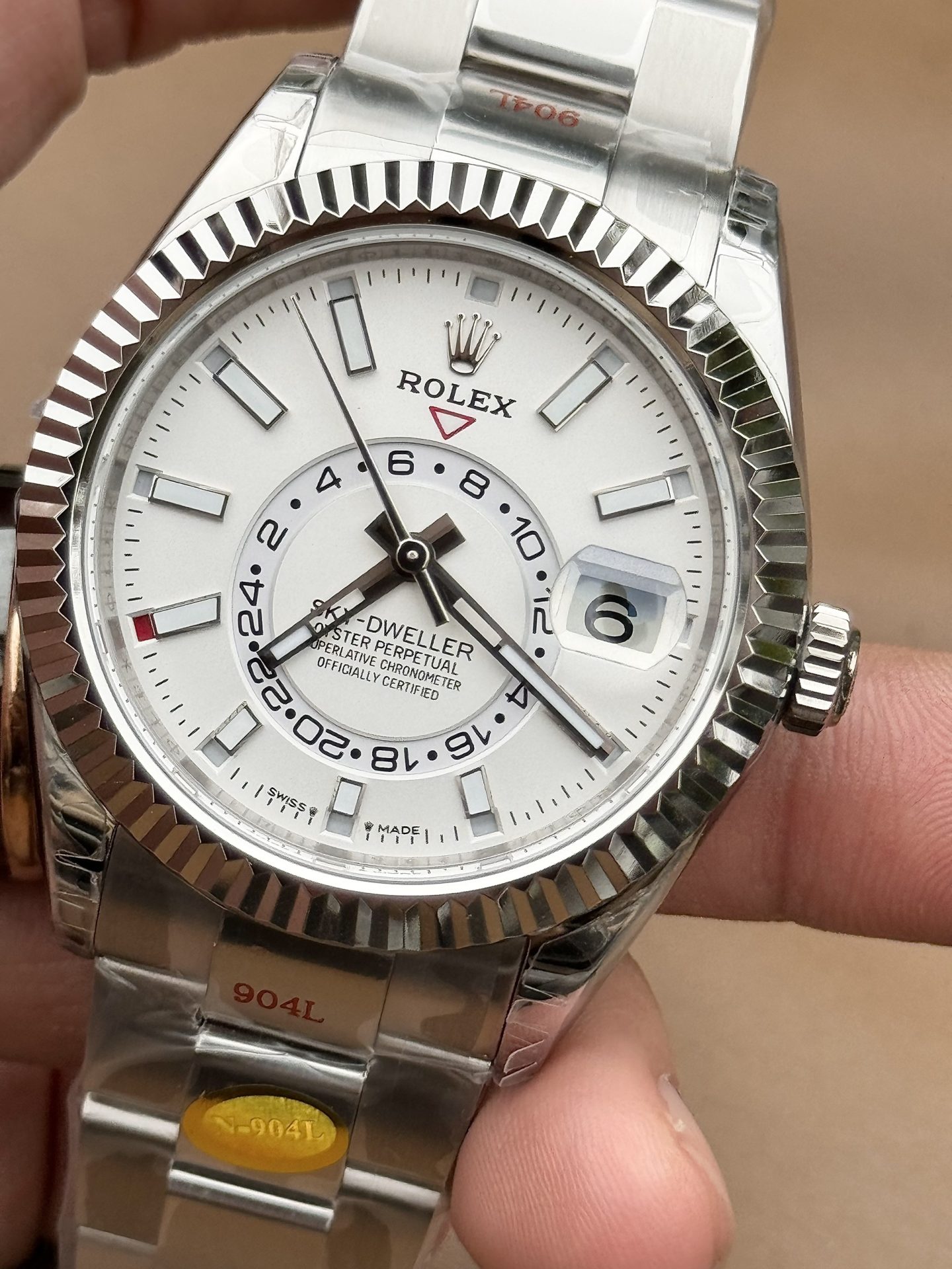 Rolex Fake Watch Sky Dweller 326934 White Dial Metal Wire 42mm - Top club