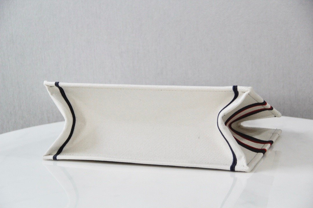 Christian Dior Medium Dior Book Tote White, For Women, Women’s Handbags 14in/36cm CD1:1High-quality replica
