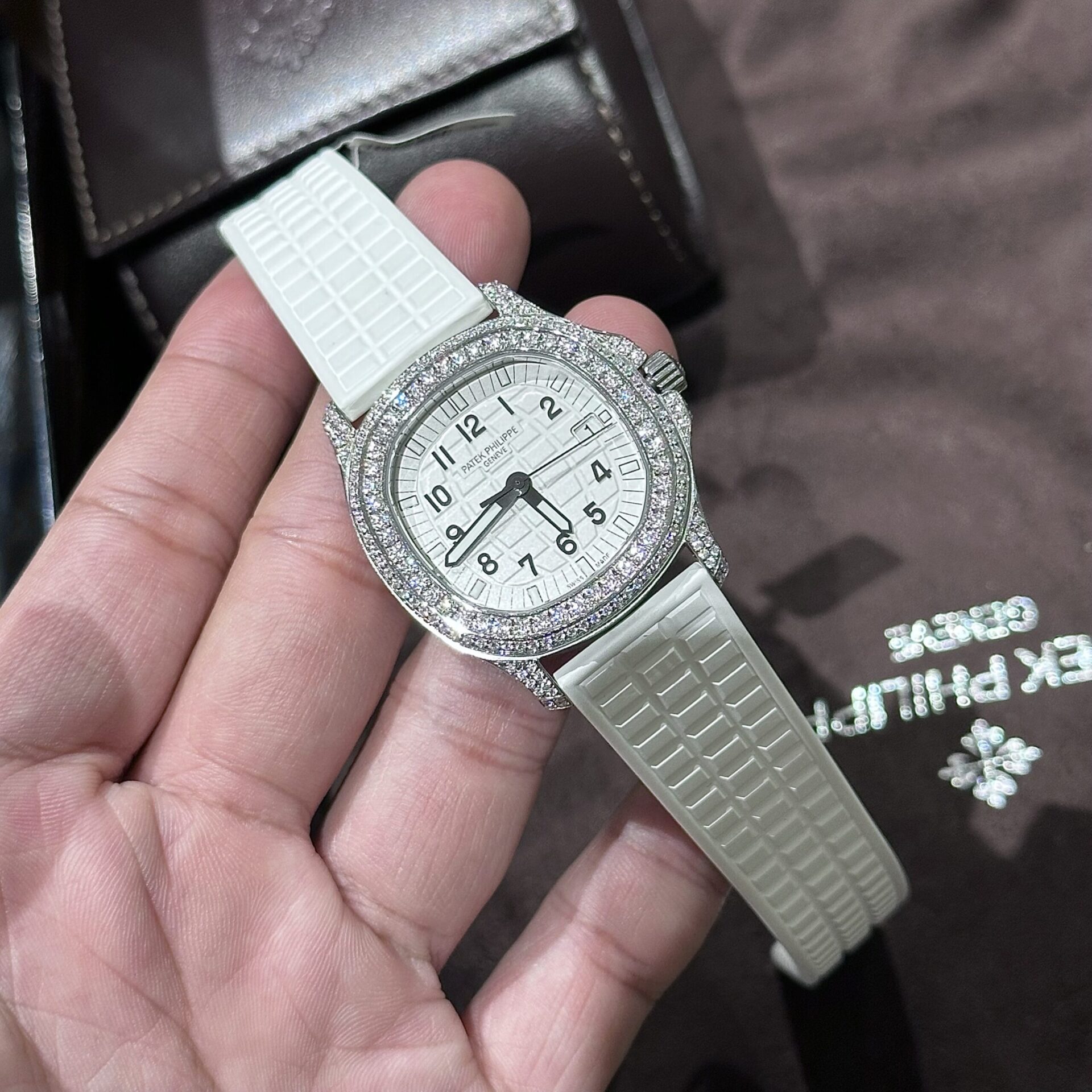 Patek Philippe Replica 11 Watch Aquanaut 5069G With Moissanite Diamond 35.6mm - Top club