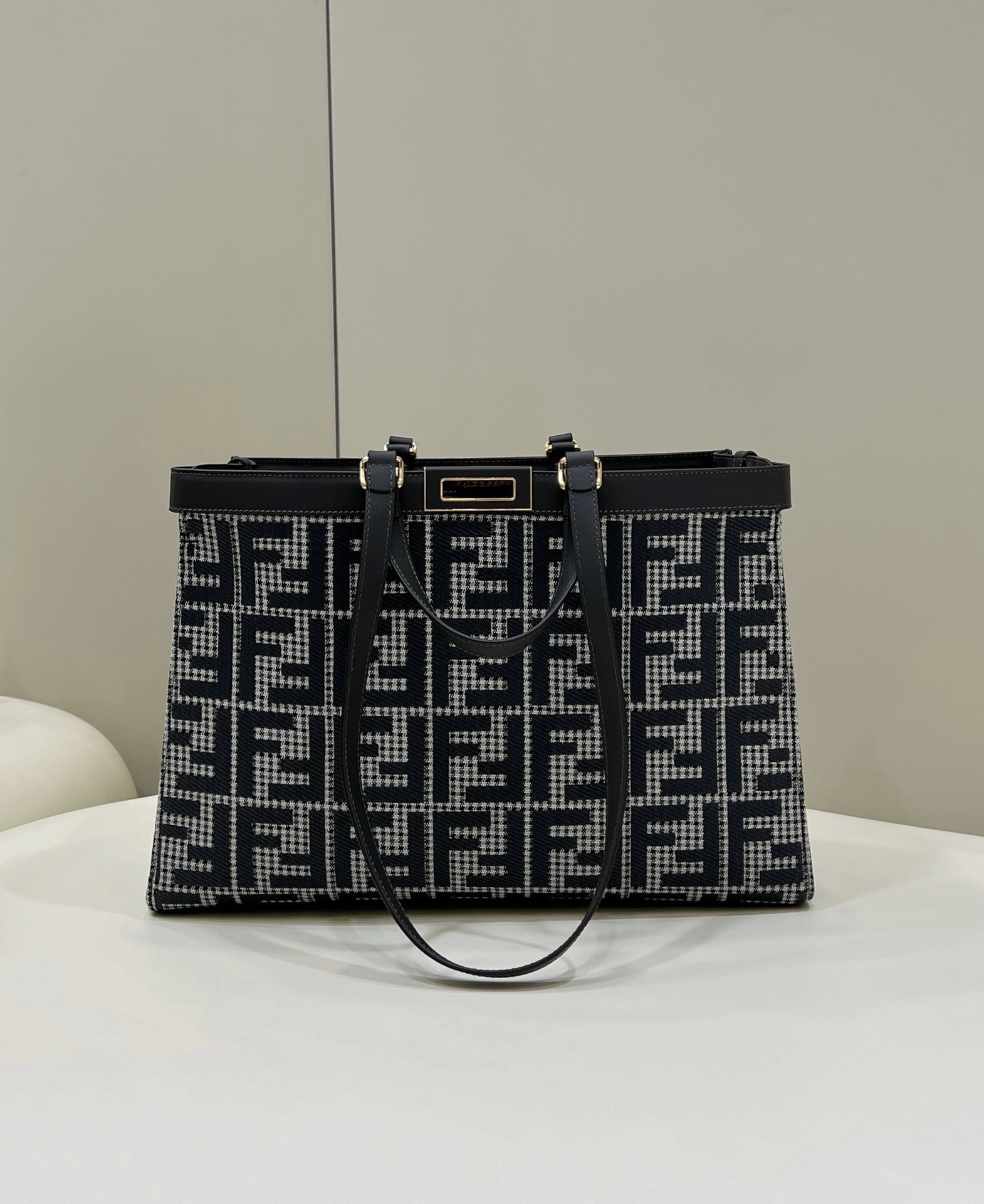 Fendi O'Lock - Replicaclubs