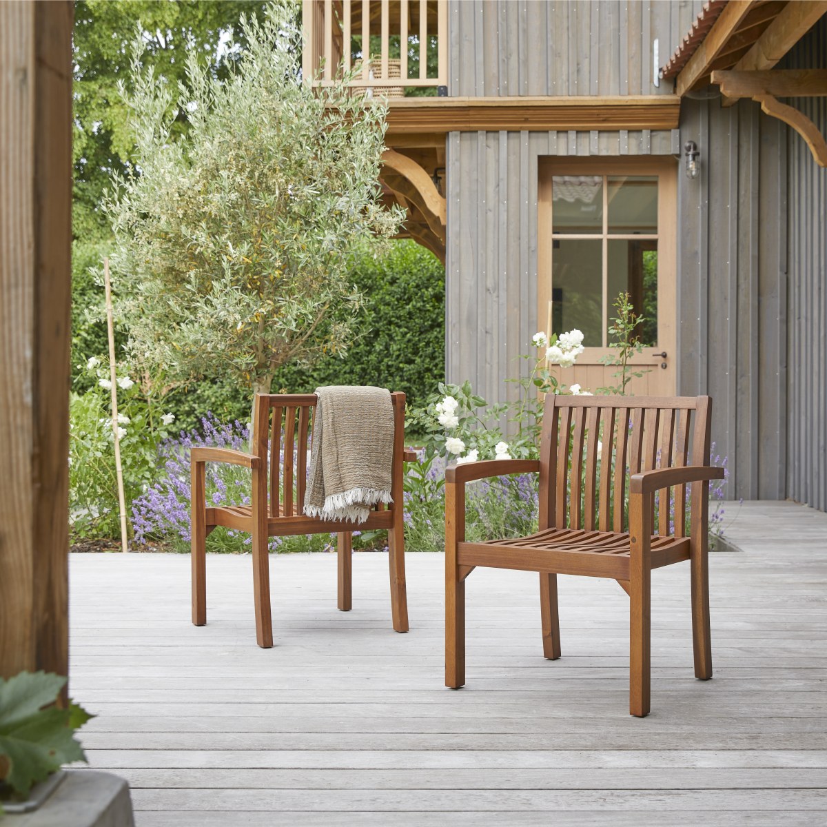 Tikamoon - Pilar - Set van 2 tuinstoelen met armleuning in massief ac…