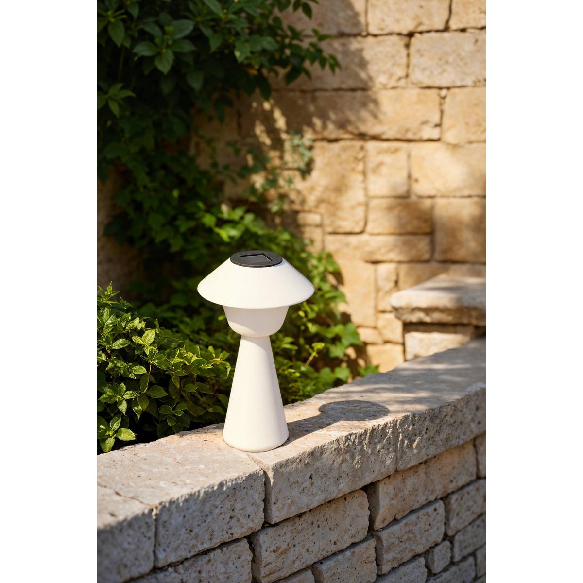 Outdoor Lamp "Damon" 31.8x18 cm, Beige