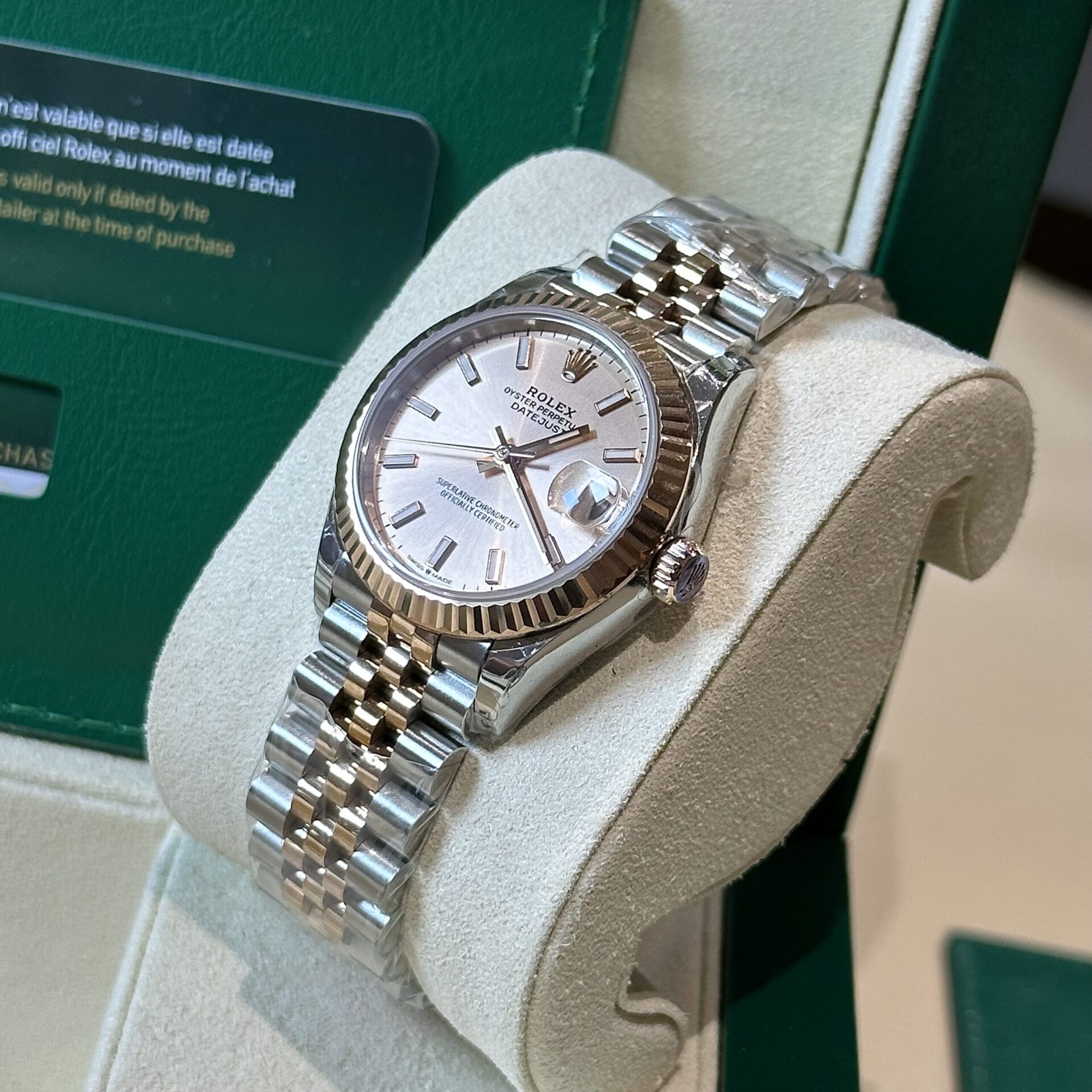Rolex Replica Watch DateJust Women s Pink Dial Luminous Numbers EW Factory 31mm - Top club