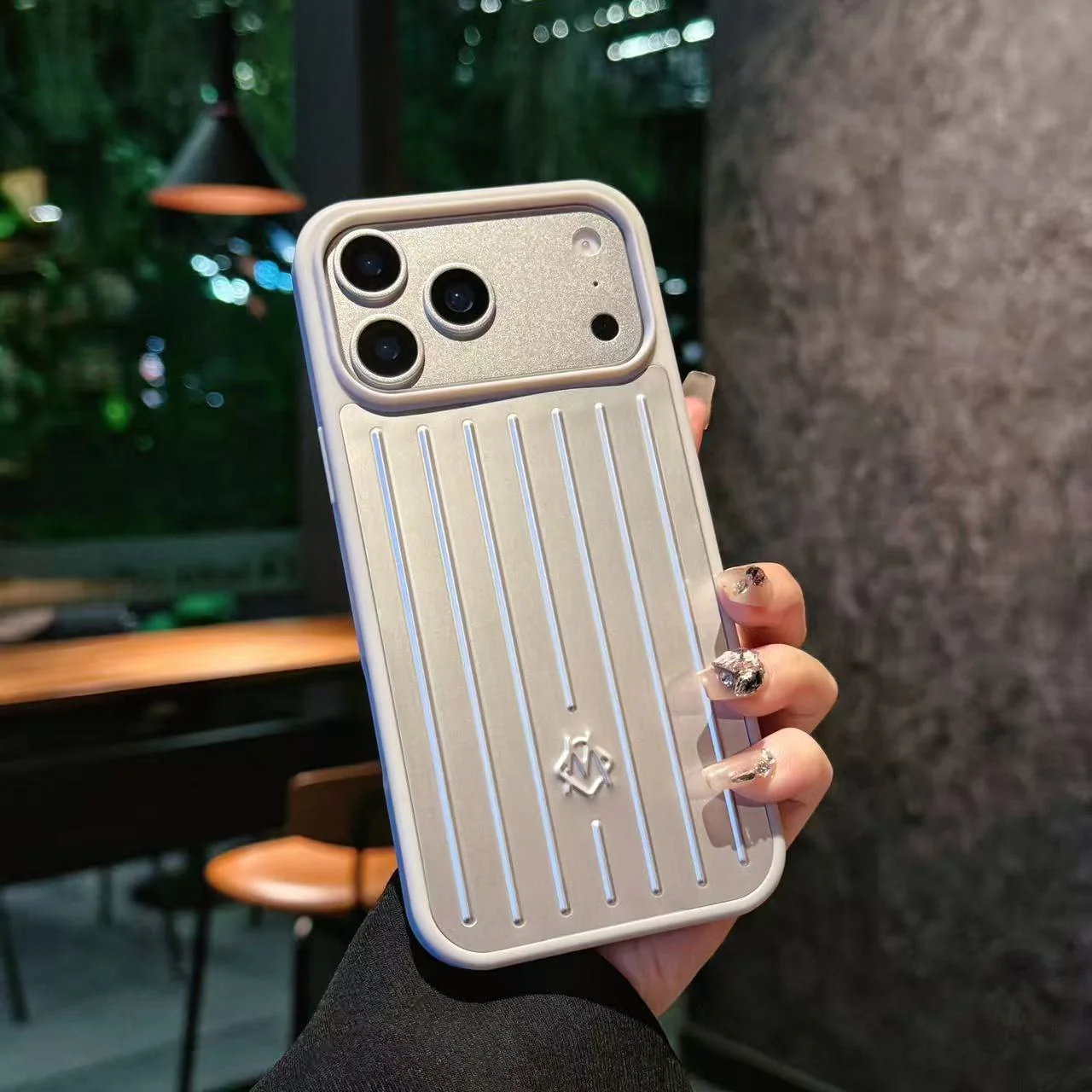 New-style phone case - Wholesale & Influencer