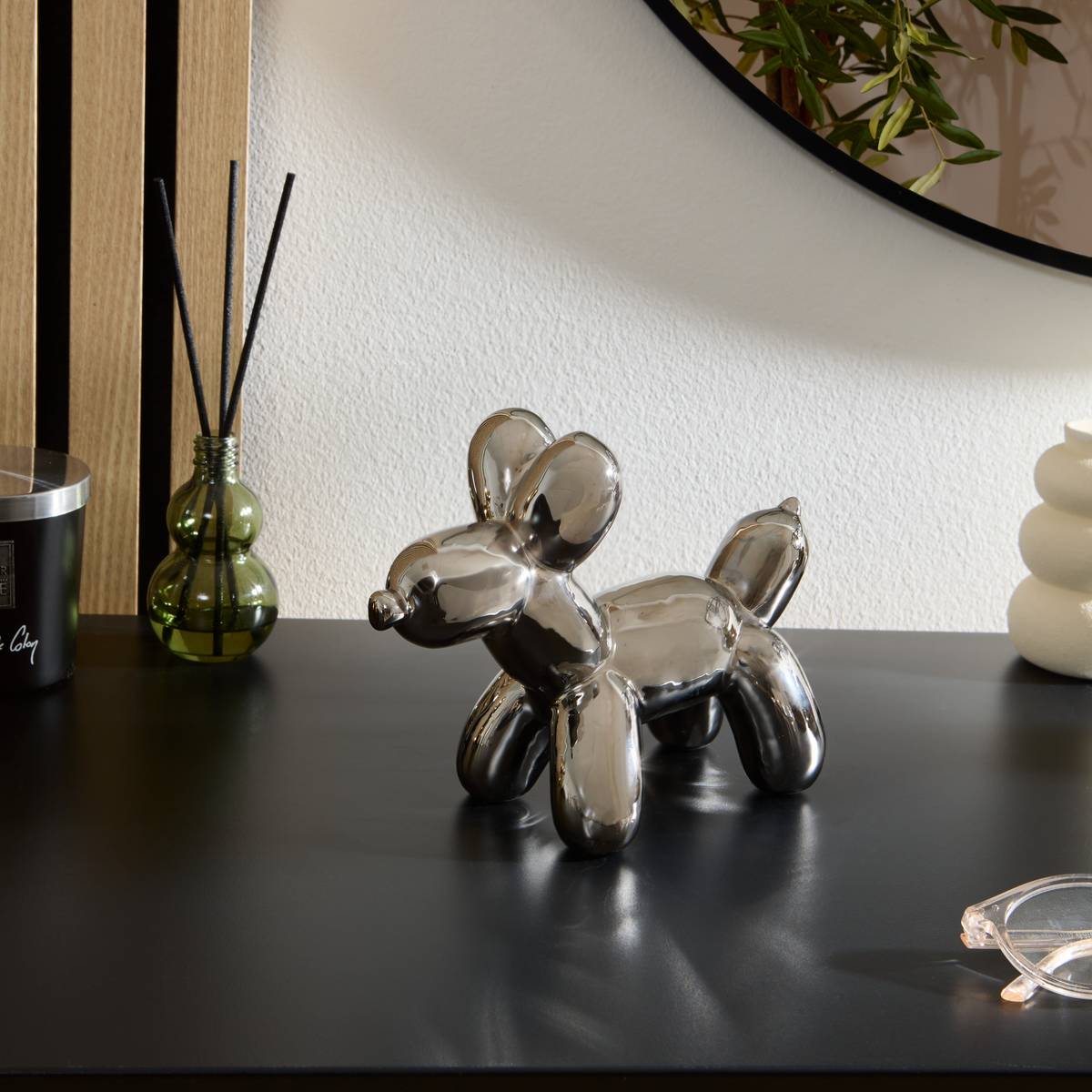 "Theo" Statuette Silver, 13.5x8.5 cm