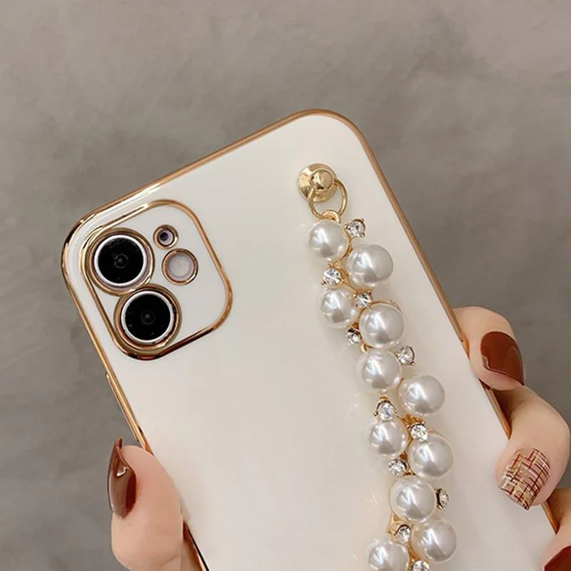 Gloss Pearl Chain iPhone Case - Wholesale & Influencer
