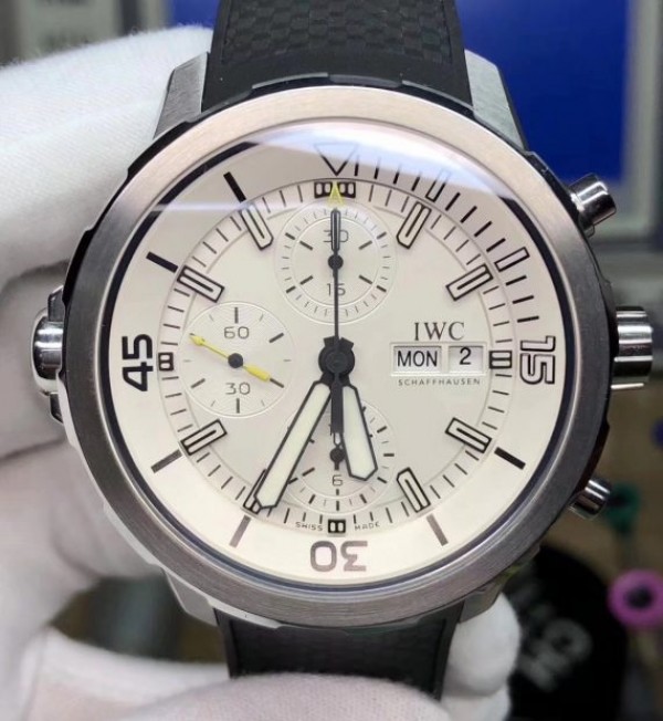 Replica IWC V6 Aquatimer Chrono IW3768 White Dial SS Bracelet A7750 - Elite Watch Atelier