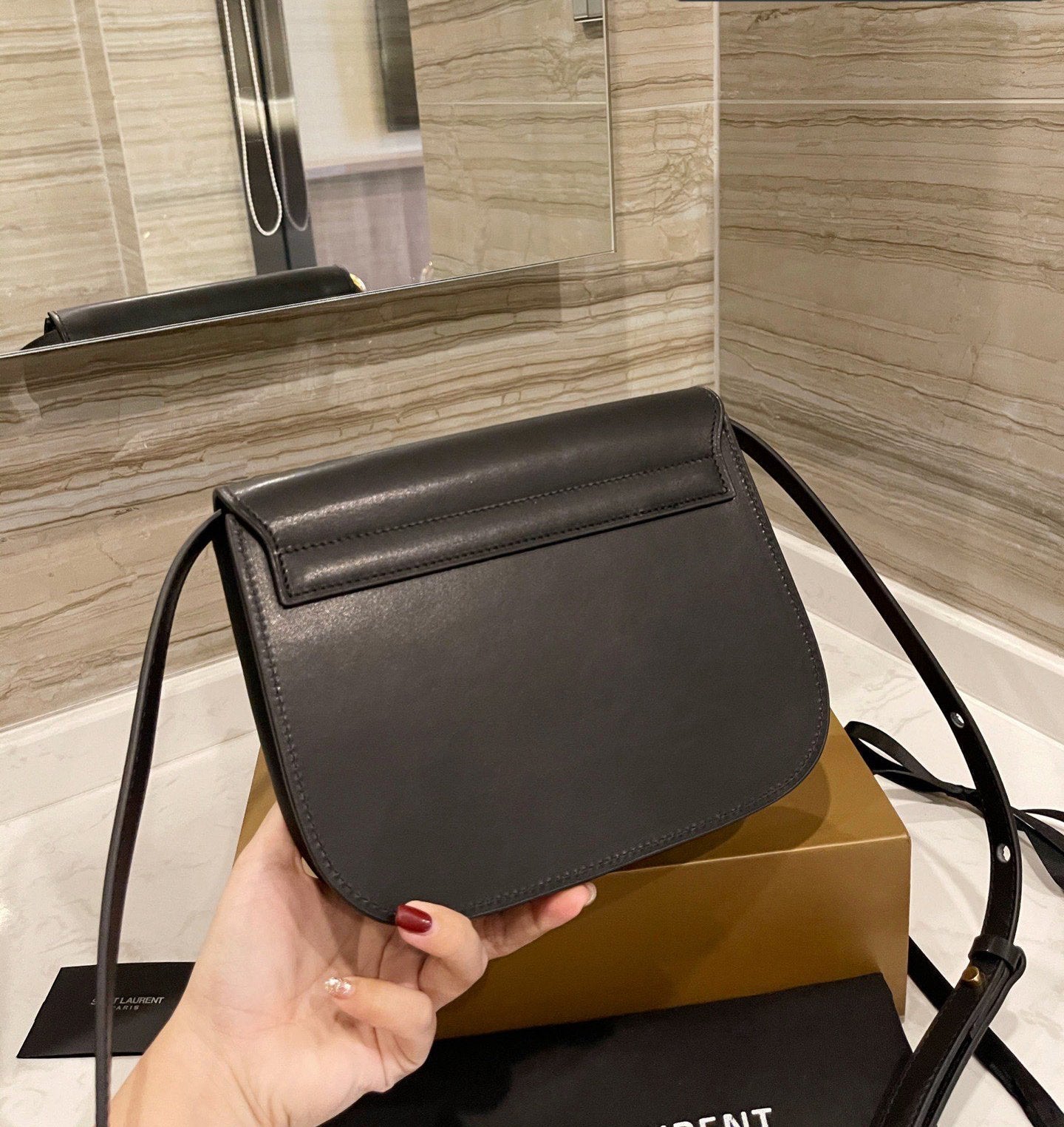 TO – Luxury Edition Bags SLY 1621:1High-quality replica