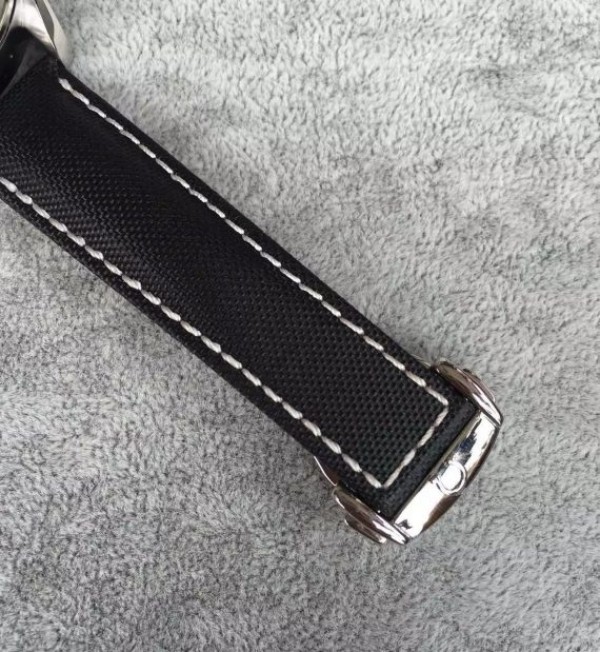 Replica Omega Speedmaster 3211 Silver Dial Black Nylon Strap A7750 - Top club