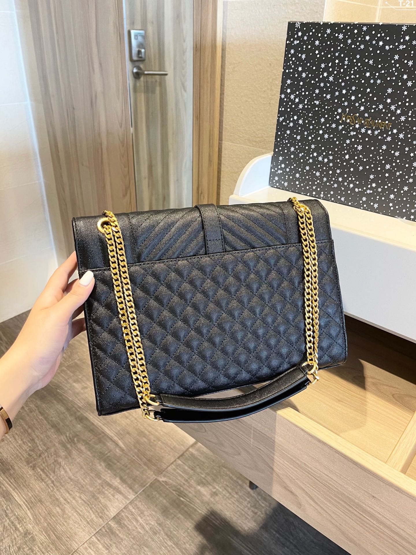TO – Luxury Edition Bags SLY 1921:1High-quality replica