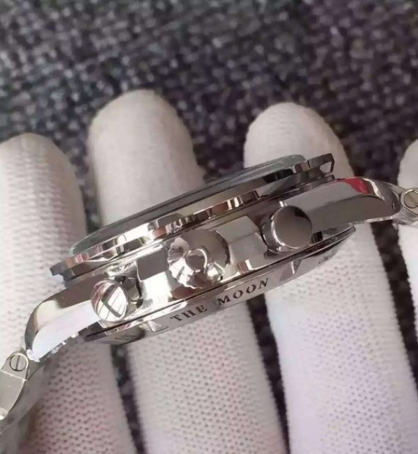 Replica Omega Speedmaster SS Apollo XVII 40th Anniversary SS Bracelet Manual Winding - Top club