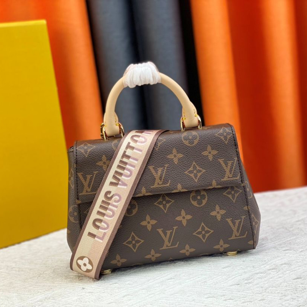Louis Vuitton LV Cluny Leather Shoulder Crossbody Bag M46055&M460541:1High-quality replica