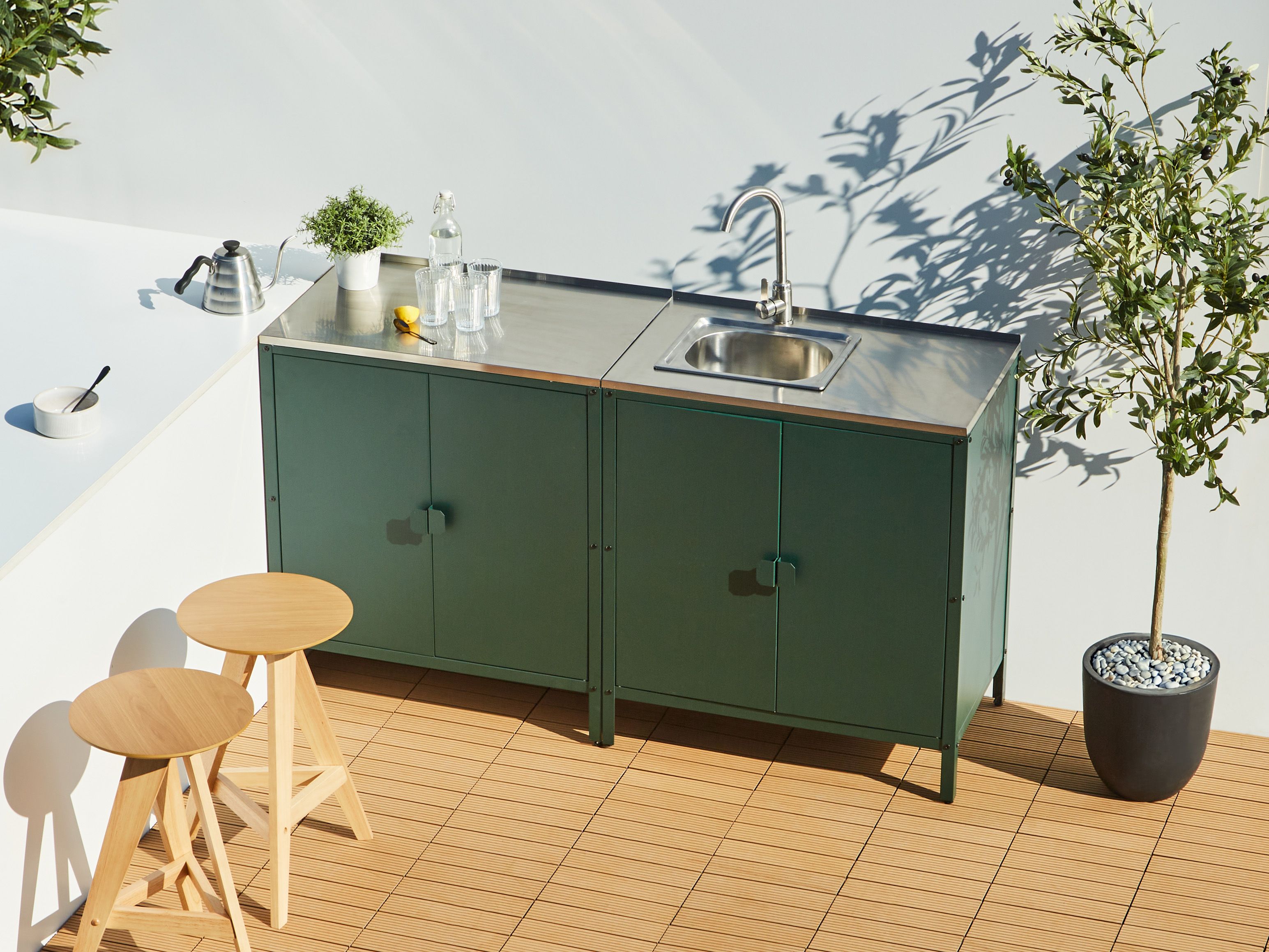 2 Piece Outdoor Kitchen Set with Sink VILAMA Metal Green