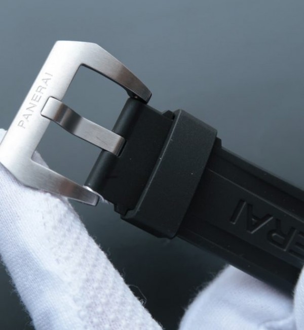 Replica Panerai ZF PAM562 Titanium Rubber Strap P5000 - Top club