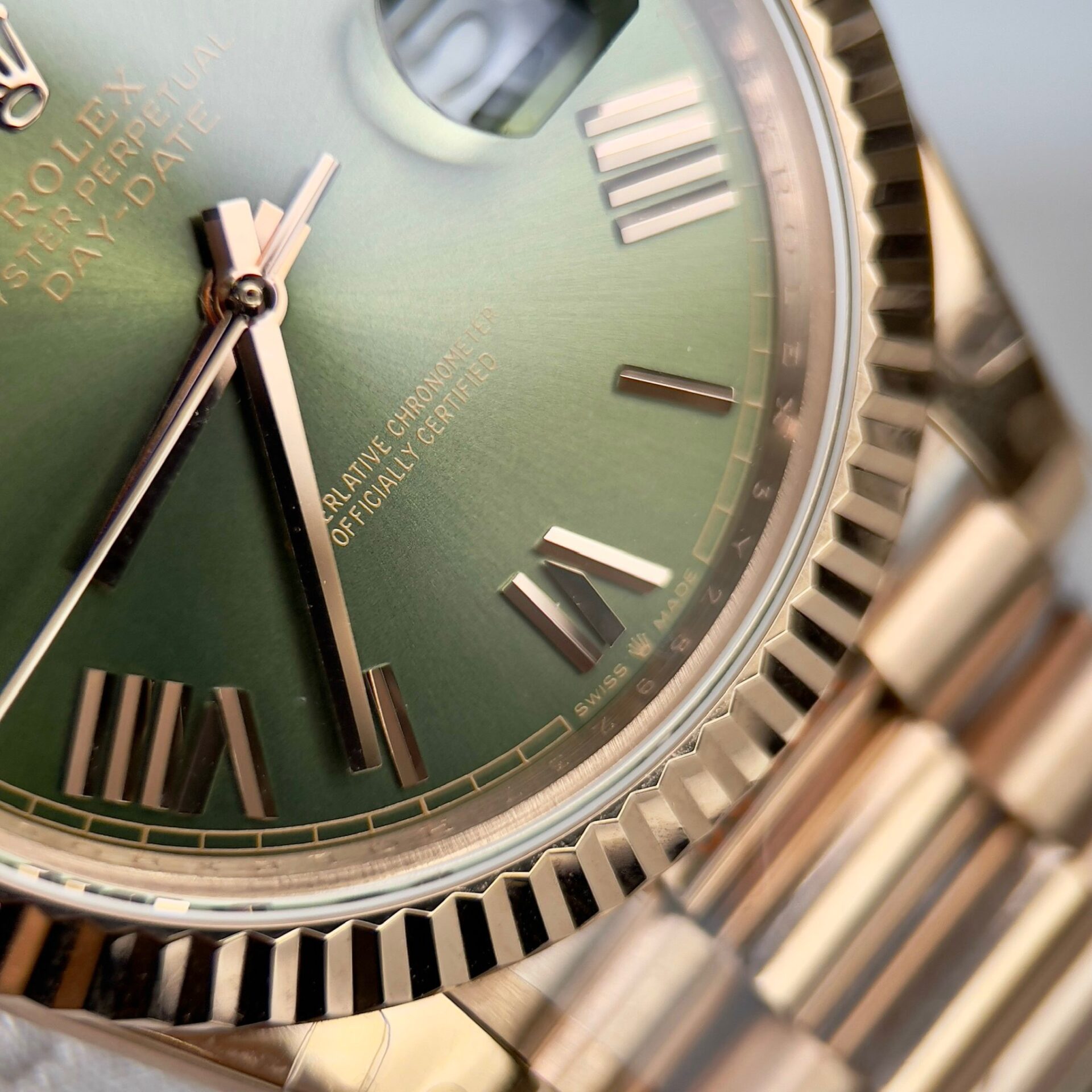 Rolex Day-Date 228235 Green Dial Replica Watch GM Factory 40mm - Elite Watch Atelier
