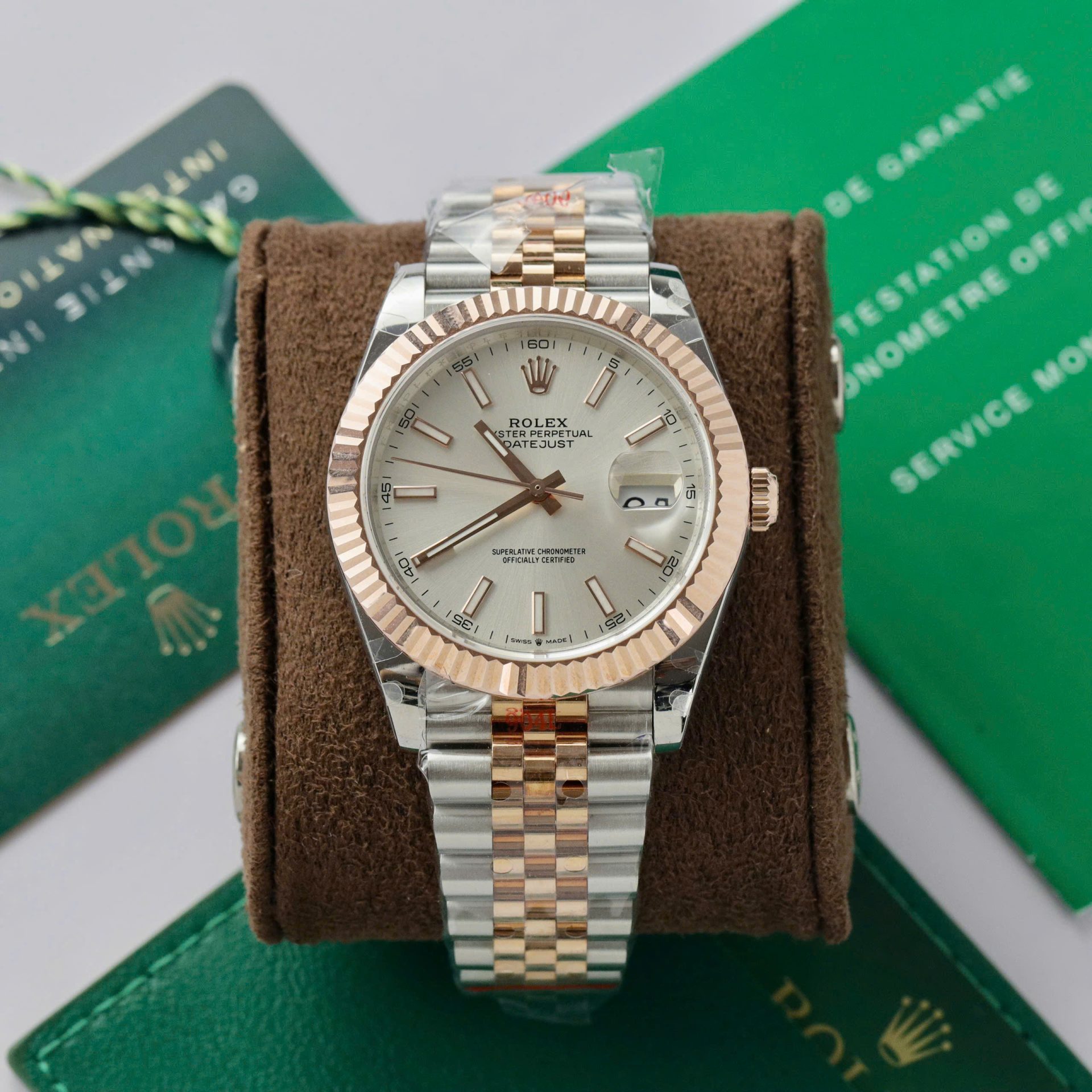 Rolex DateJust Replica Watch Gold Wrapped Jubilee Strap GM Factory 41mm - Elite Watch Atelier
