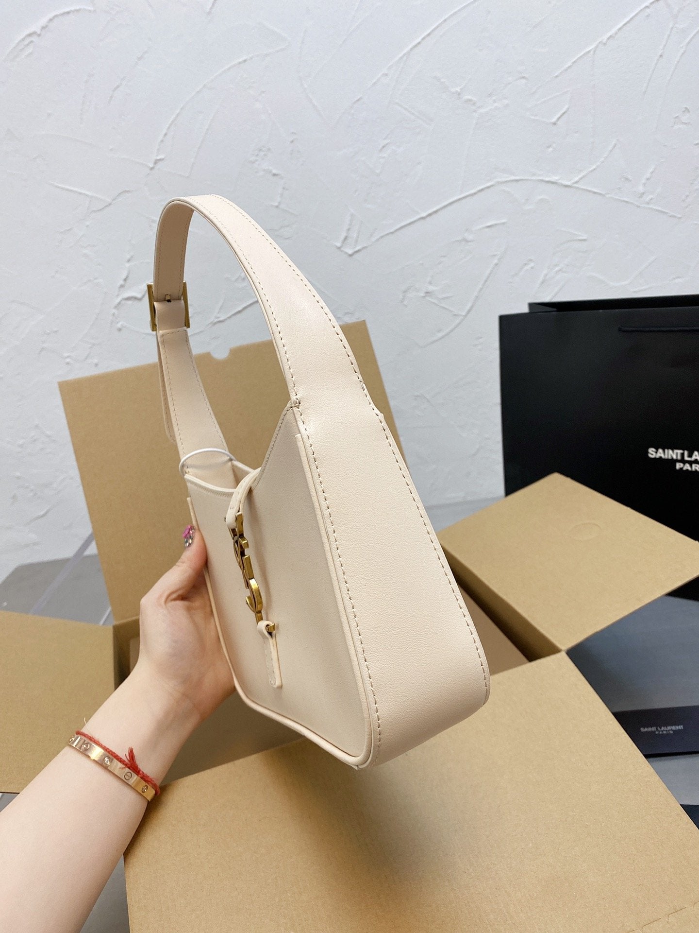 TO – Luxury Edition Bags SLY 2051:1High-quality replica