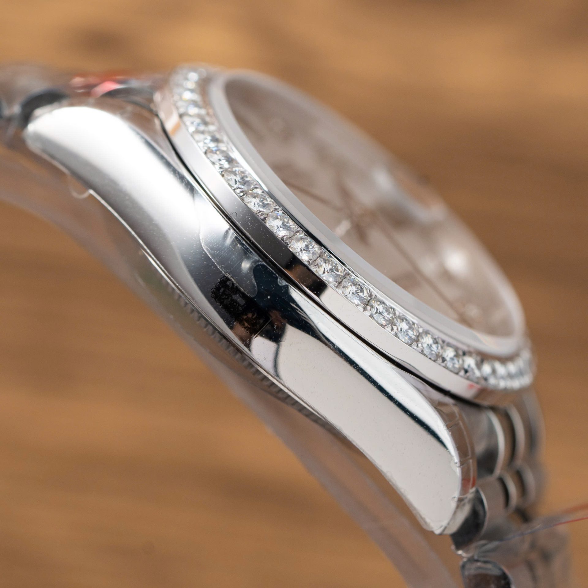 Rolex DateJust Replica Watch Mother Of Pearl Dial With Moissanite Bezel 31mm - Top club