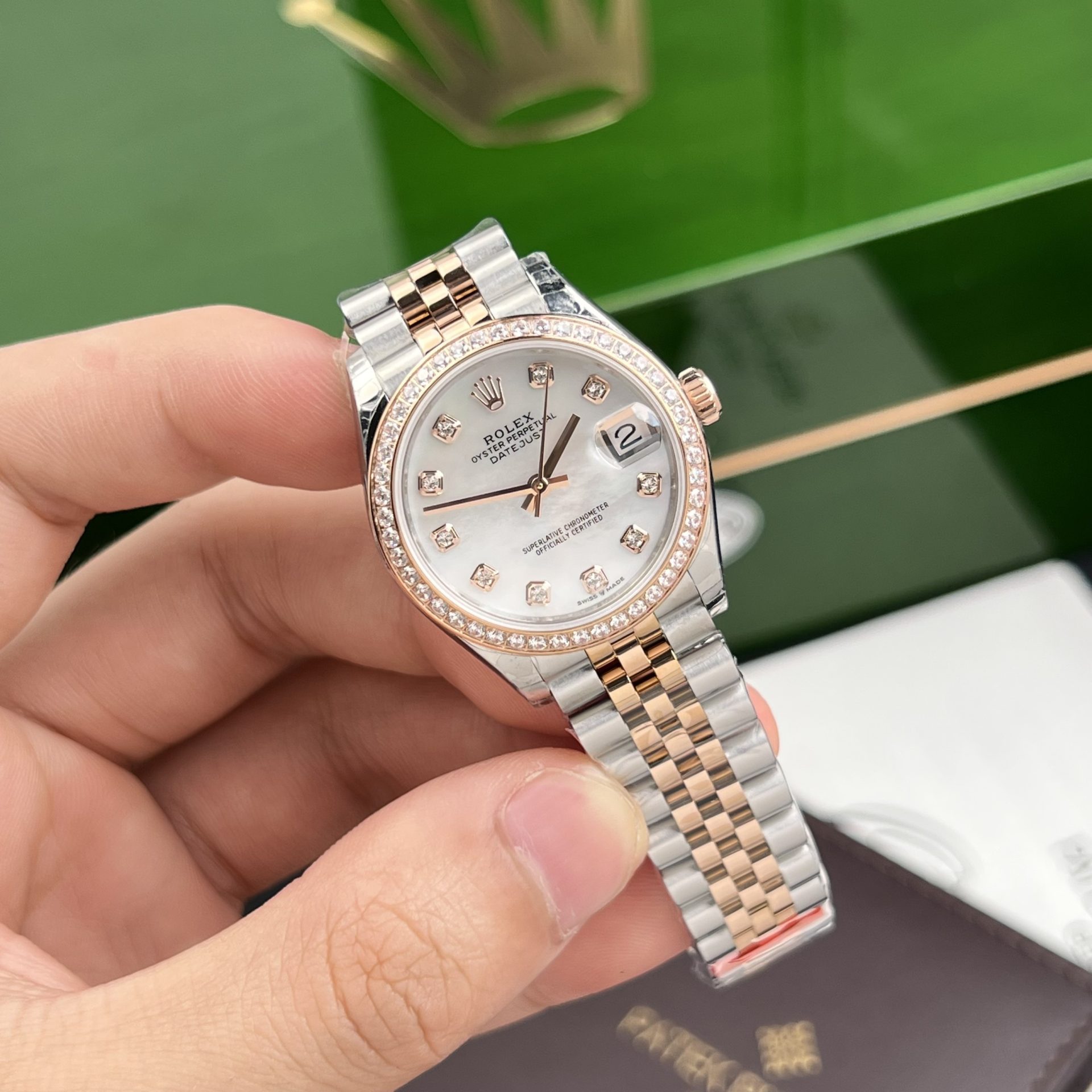 Rolex Replica Watch DateJust Mother Of Pearl Dial EW Factory 31mm - Elite Watch Atelier