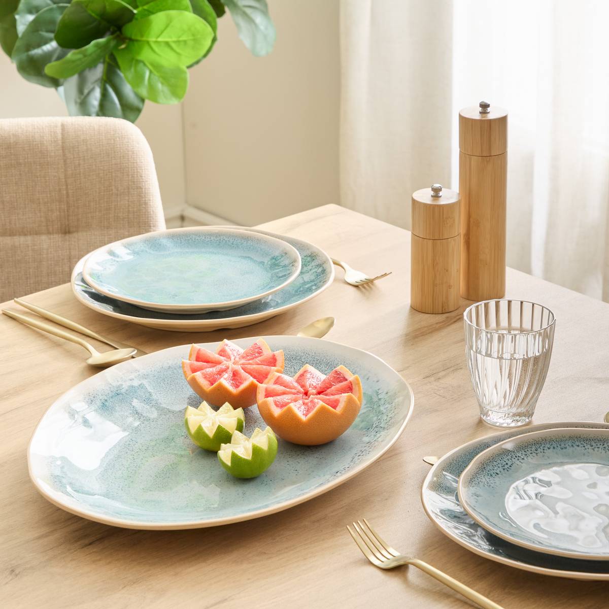 Plate "Pia" 40.5x31.8 cm, Blue