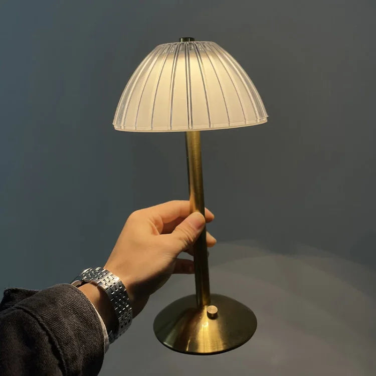 LumiCrystal – Draadloze Tafellamp