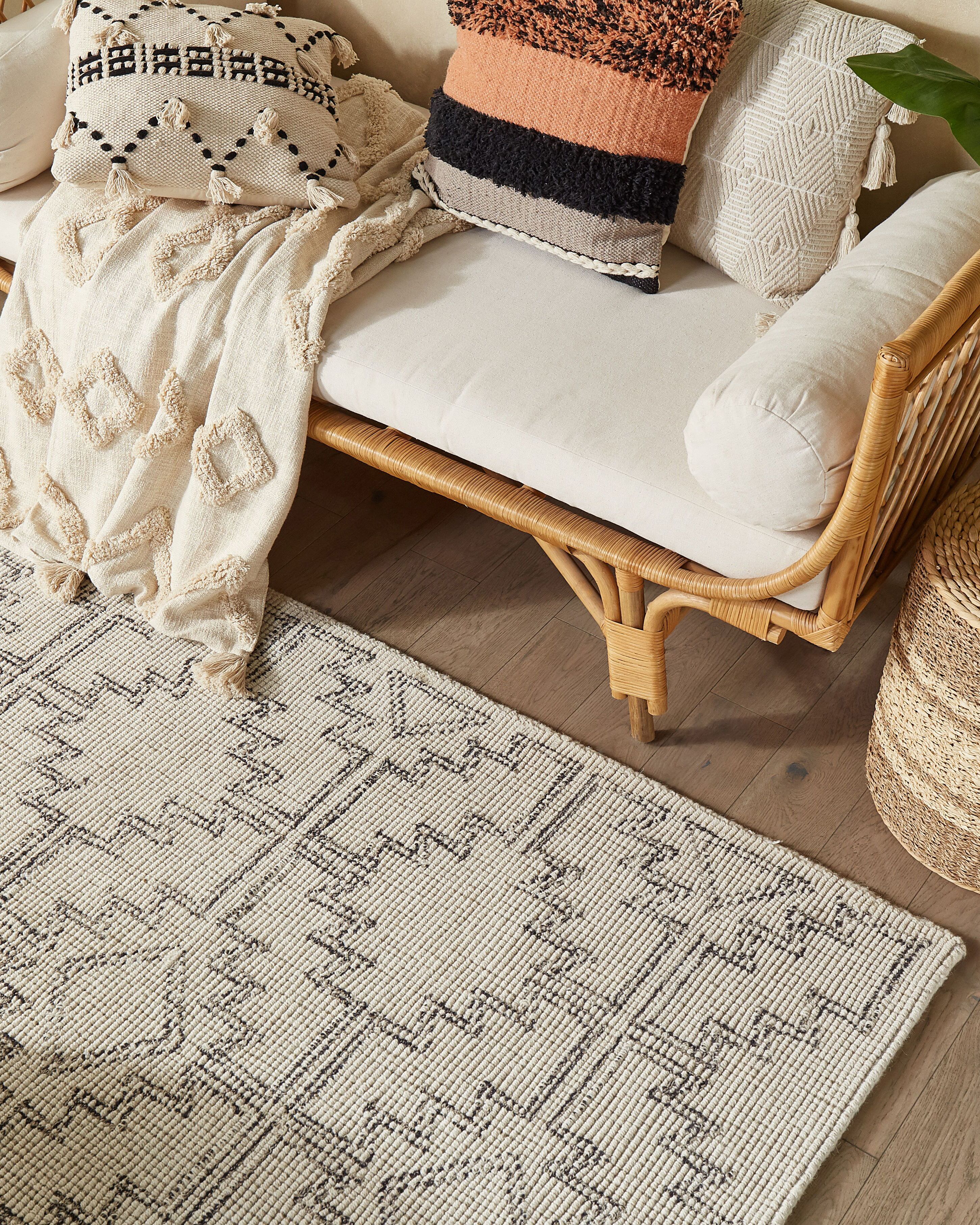 Rug URLA Beige 140 x 200 cm Wool