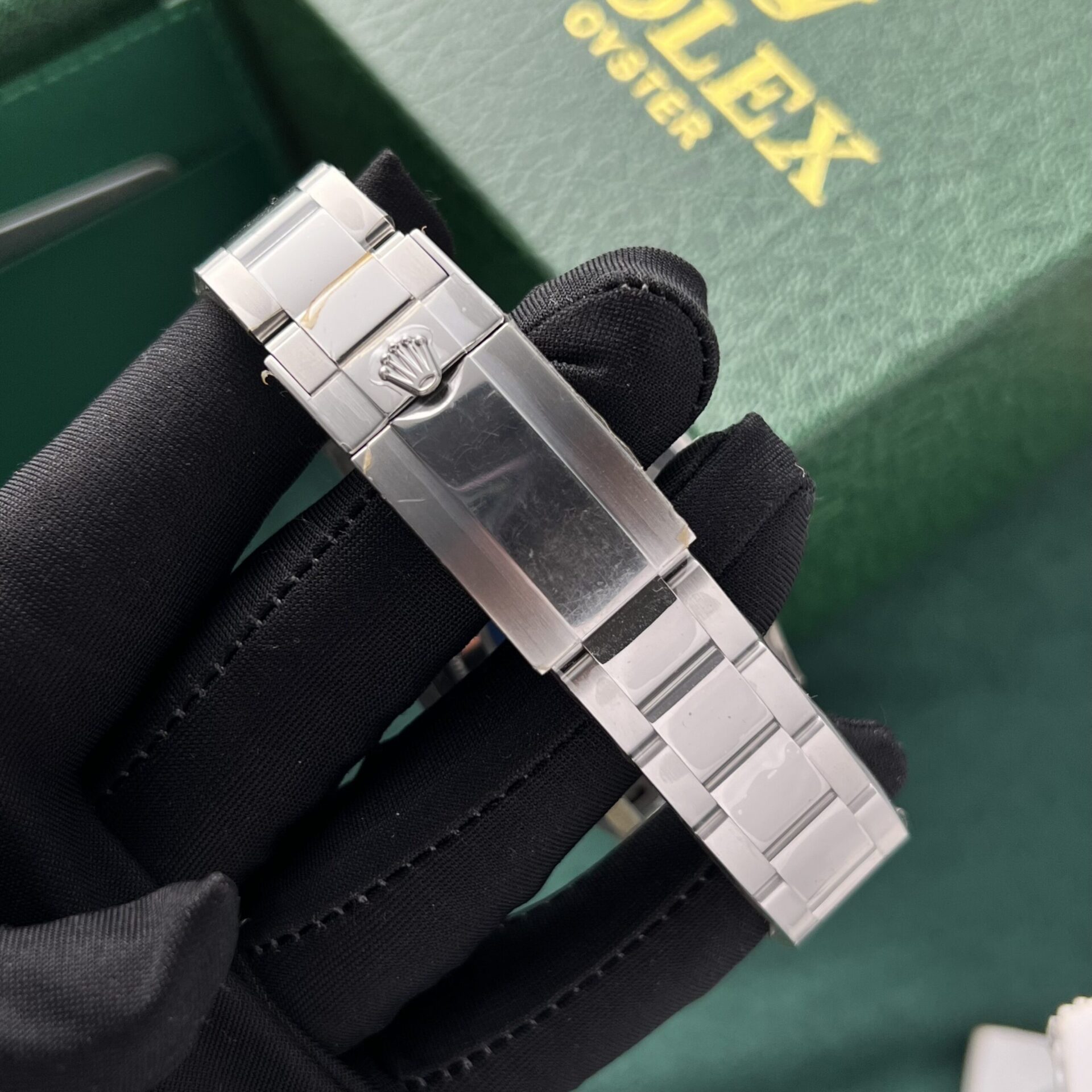 Rolex Replica Watches GMT-Master II 116719BLRO Pepsi Clean Factory 40mm - Elite Watch Atelier