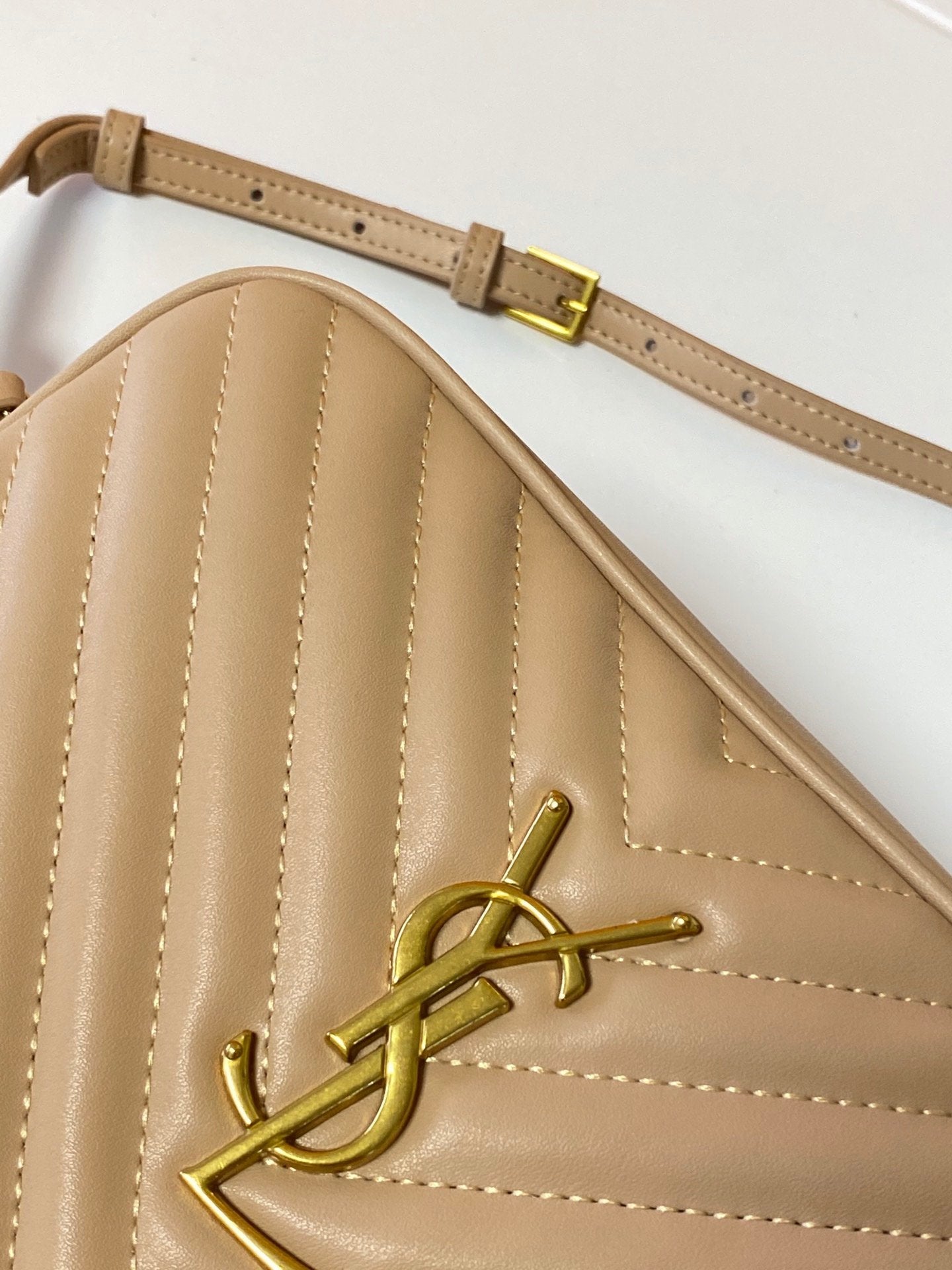 TO – Luxury Edition Bags SLY 0181:1High-quality replica