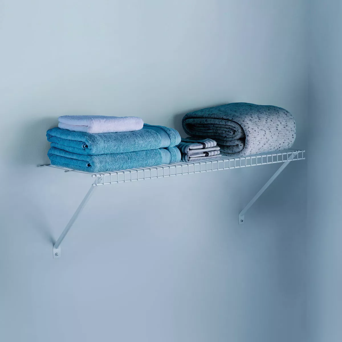 Rubbermaid 2 Ft. Linen Shelving with Hardware