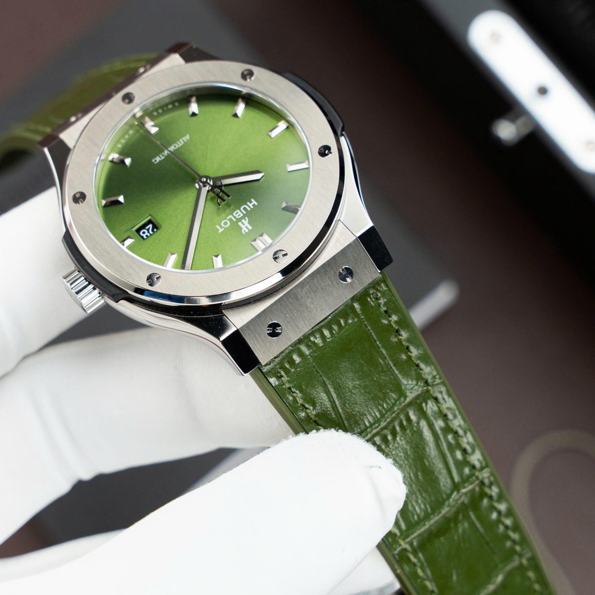 Hublot Classic Fusion Titanium Black Replica Watches Movement SW300 Weight 84 Gram 42mm - Top club